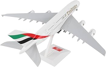 Amazon.co.jp: SKY MARKS 1/200 A380-800 エミレーツ航空 ギア付